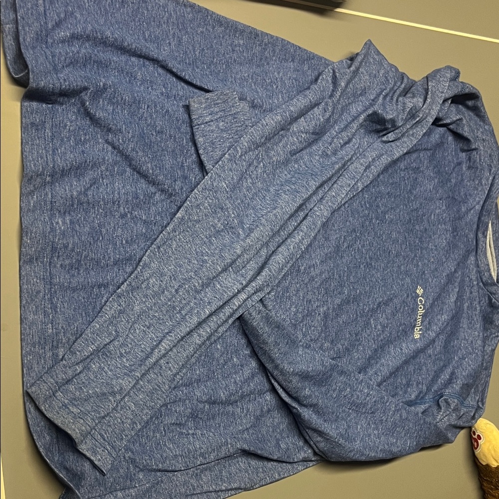 Columbia Heathered Blue Long Sleeve Top
